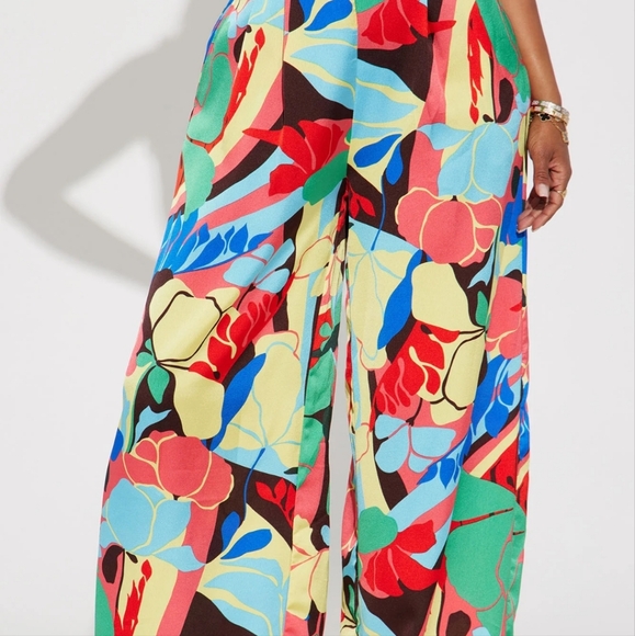 Tropical Vibes wide pants Fashion Nova - Picture 2 of 2